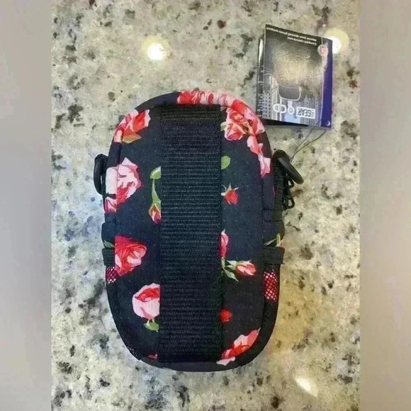 USA Gear QCD Compact Camera Case NWT - Picture 2 of 6